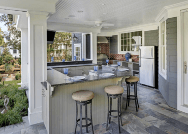 Integrating a Bar into Your Outdoor Kitchen: Ideas and Inspiration